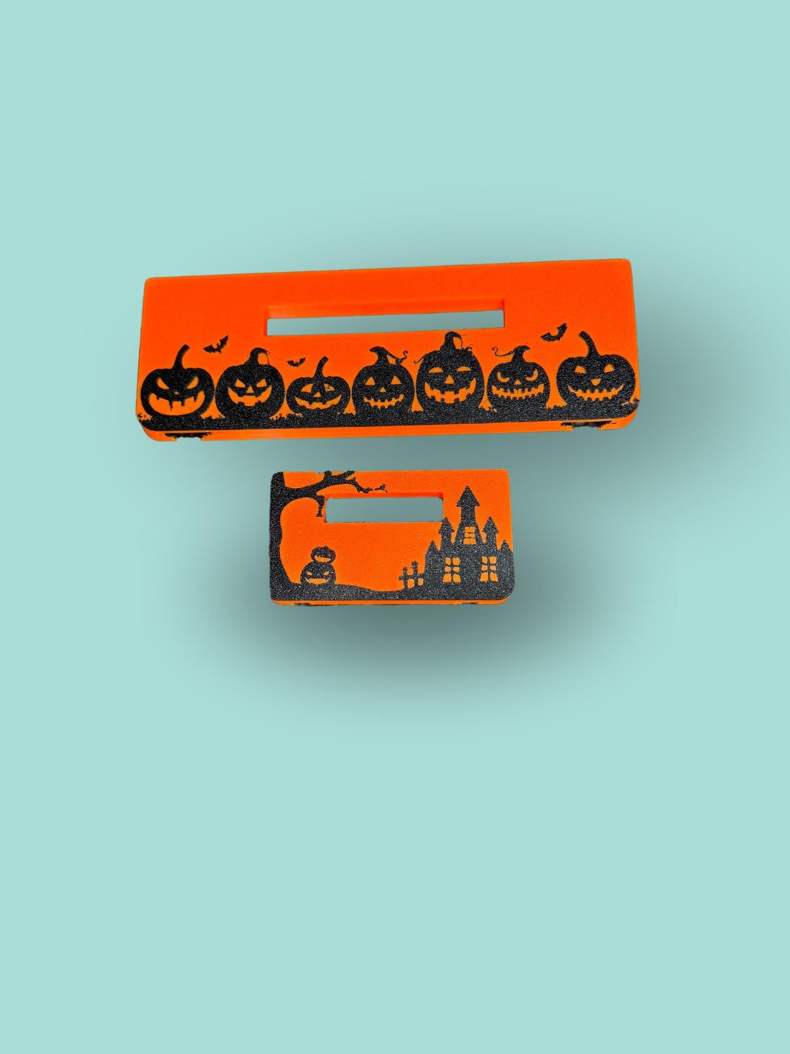 Halloween 4runner drawer faceplate accessory for the changeable drawers. These are only faceplates, drawers are sold separately.